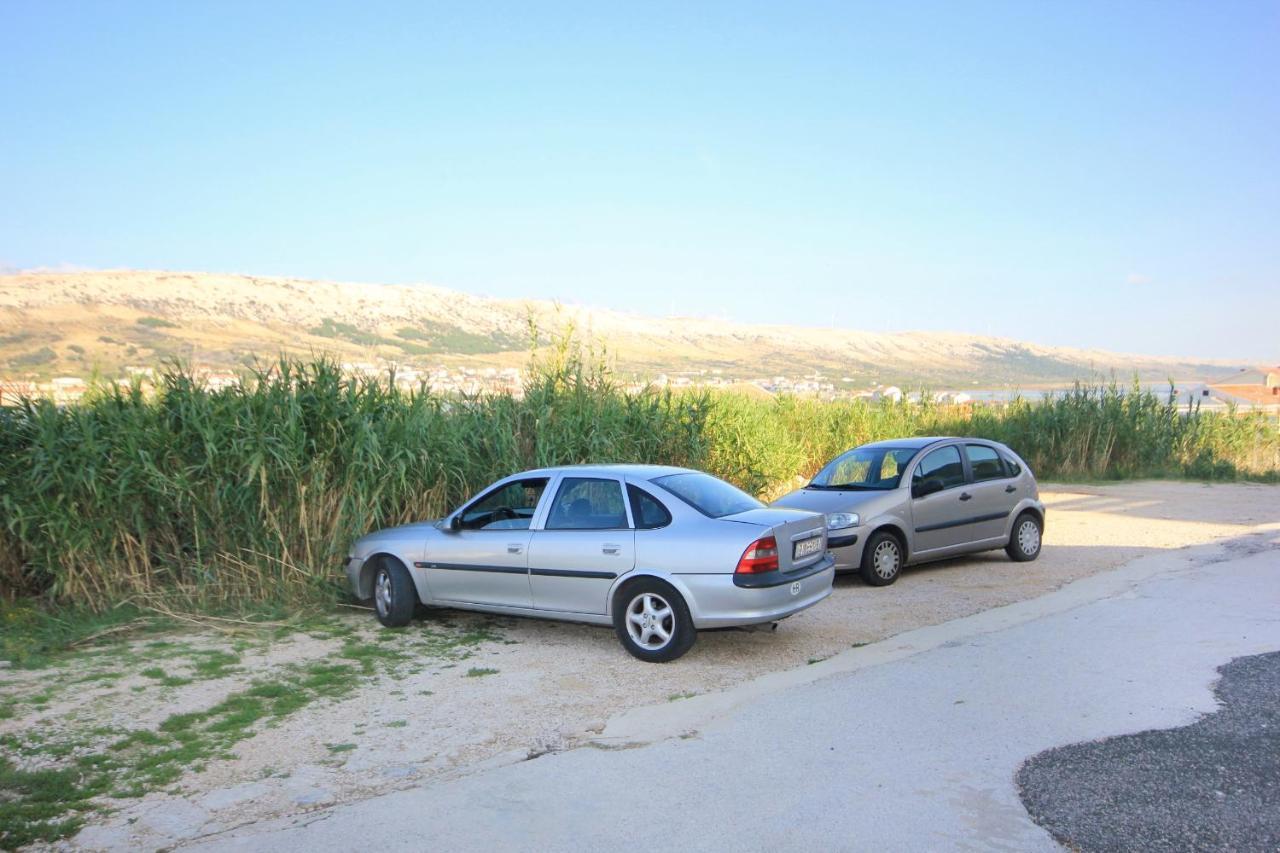 Apartments With A Parking Space Pag - 9388 Pag Town Esterno foto