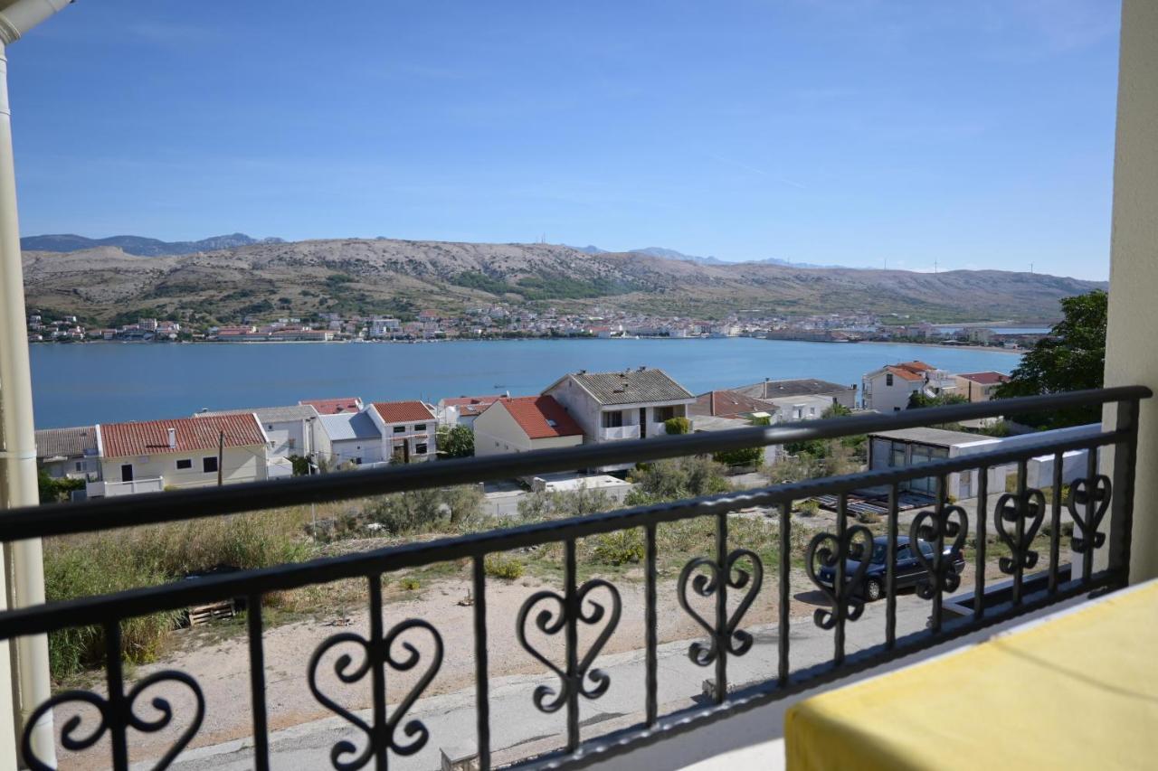 Apartments With A Parking Space Pag - 9388 Pag Town Esterno foto