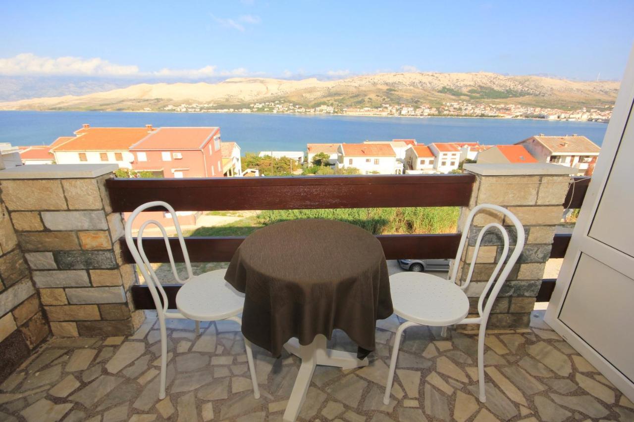 Apartments With A Parking Space Pag - 9388 Pag Town Esterno foto